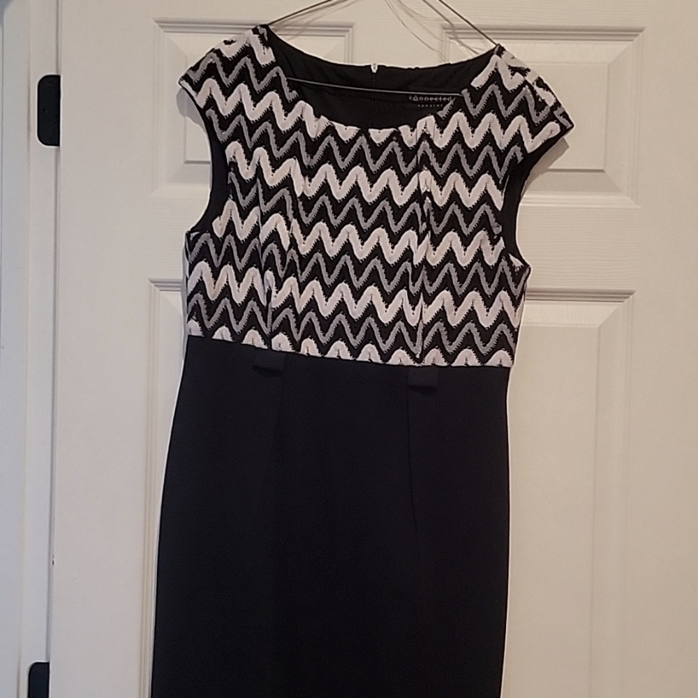 Black, white and gray cap sleeve dress size 14